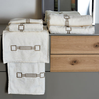 Retro Luxury Towels