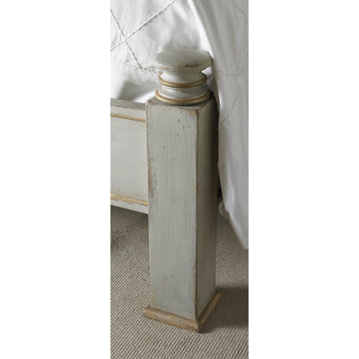 Century Furniture MN5498K, King four Poster Bed antique White