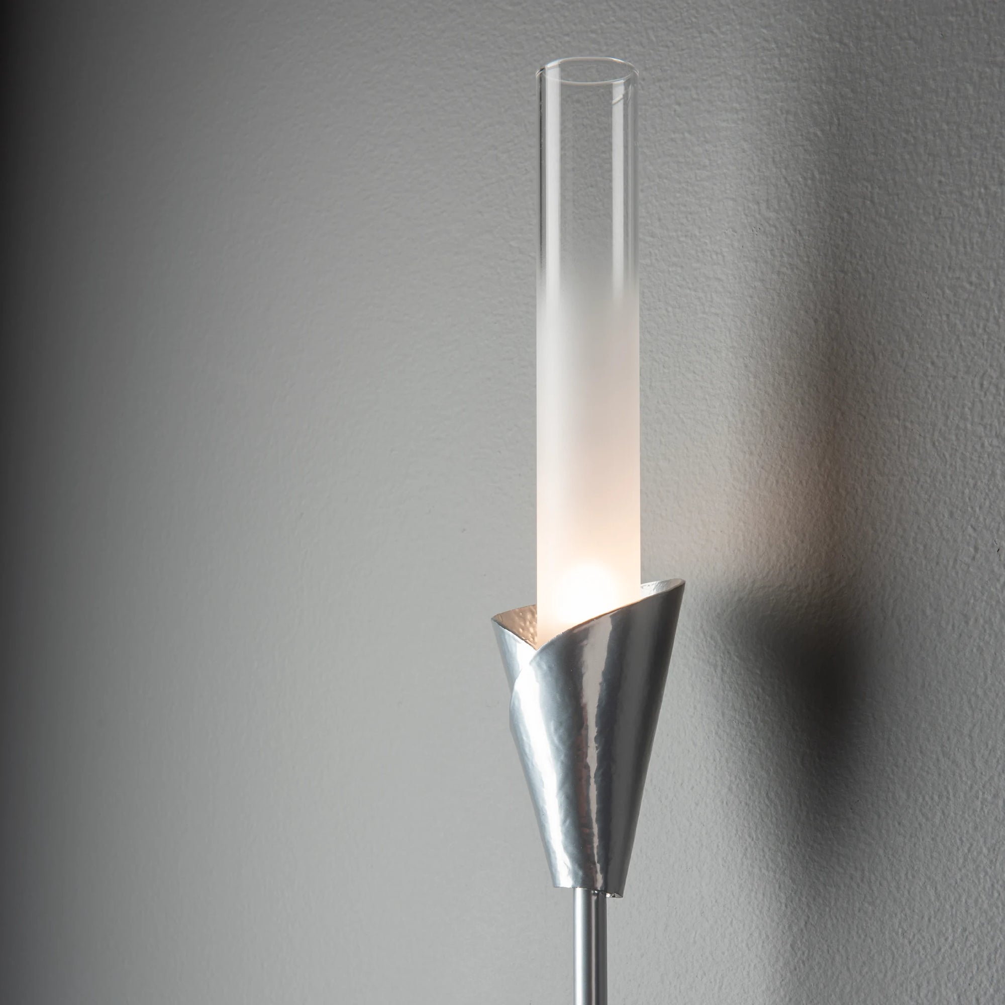 Lilium Sconce