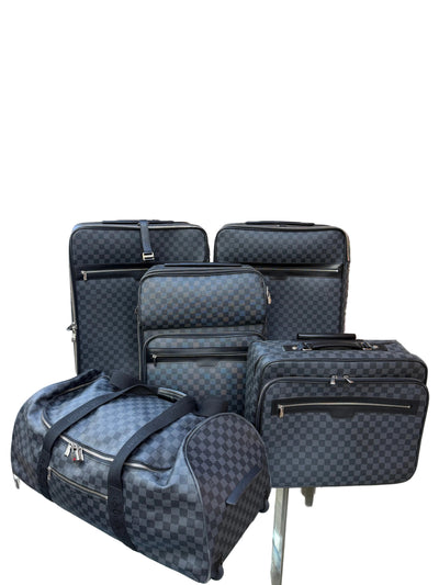 Louis Vuitton Damier Graphite Luggage (5 piece Set)