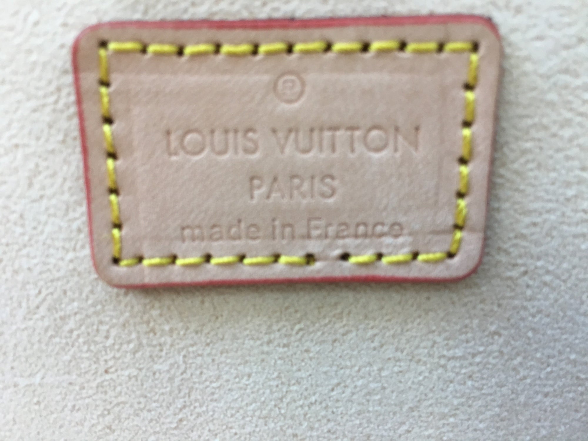 Louis Vuitton Coffret 8 Montes Monogram M47641