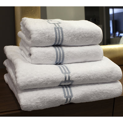 Retro Luxury Towels